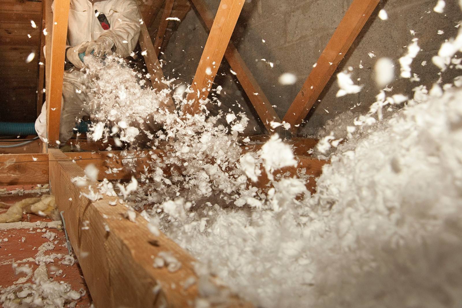 Isolation à Bordeaux : Expert en Isolation RGE et Combles par Soufflage