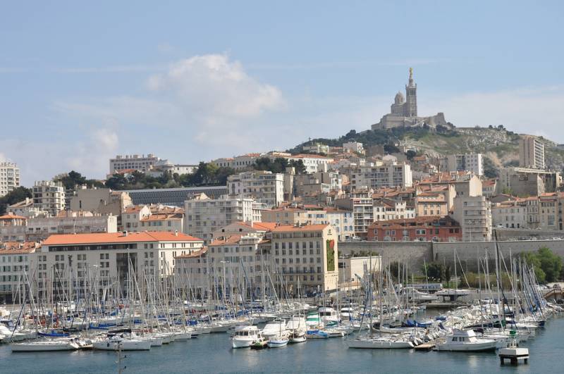 Le Vieux Port de Marseille, la place symbolique de la cité phocéenne à visiter en priorité